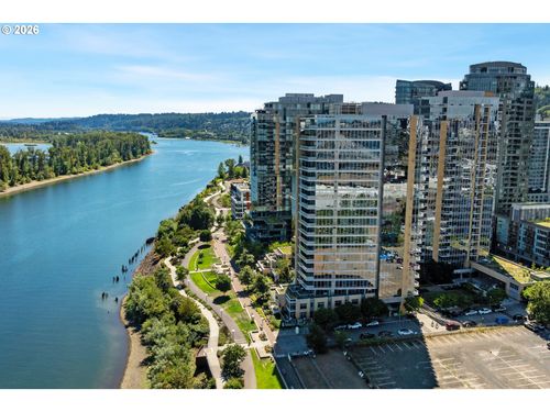 1313-3570 S River Pkwy, Portland, OR, 97239-4534 | Card Image
