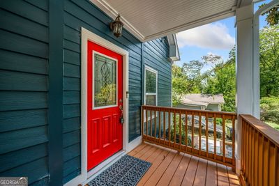 1321 Bridges Avenue Sw, House other with 3 bedrooms, 2 bathrooms and 3 parking in Atlanta GA | Image 2