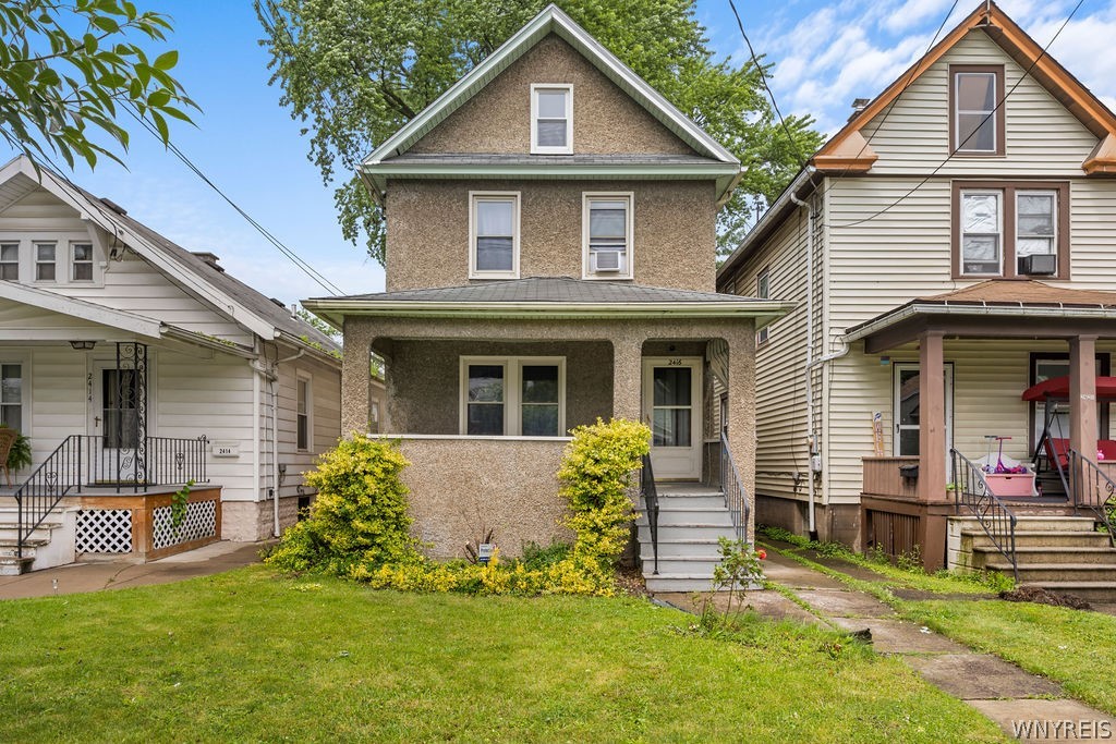 Pierce Ave, Niagara Falls, NY 14301