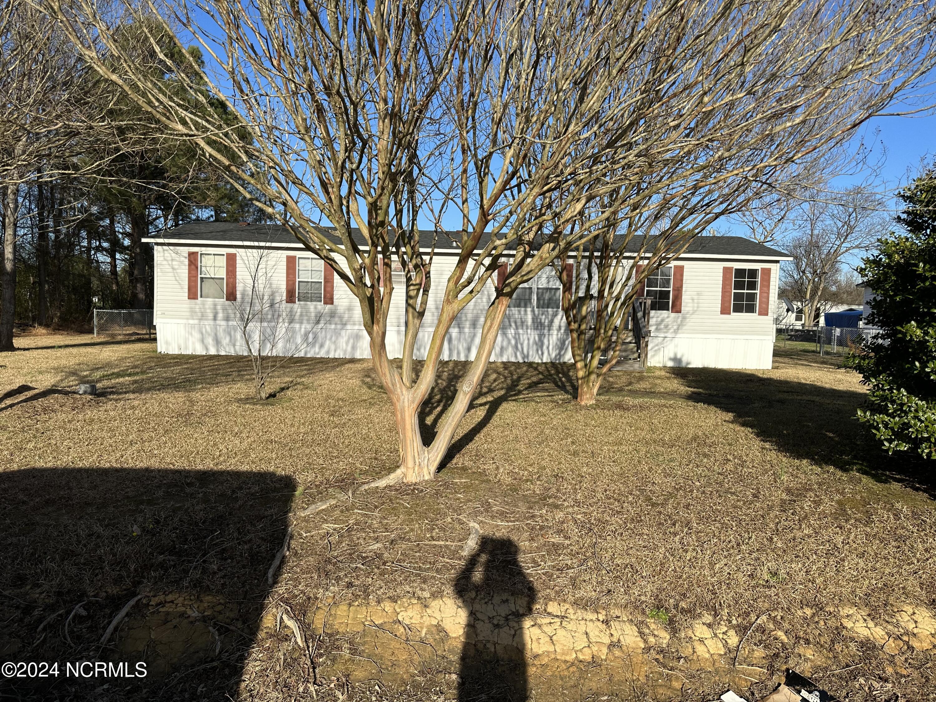 Pelt Rd, Stantonsburg, NC 27883