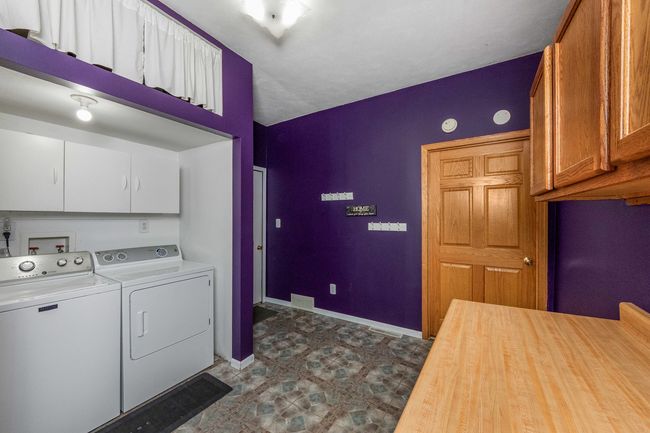 715 Locust St, House other with 4 bedrooms, 2 bathrooms and 2 parking in Minonk IL | Image 16