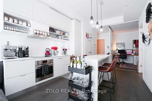 1101-5 Soudan Ave, Toronto, ON, M4S0B1 | Card Image