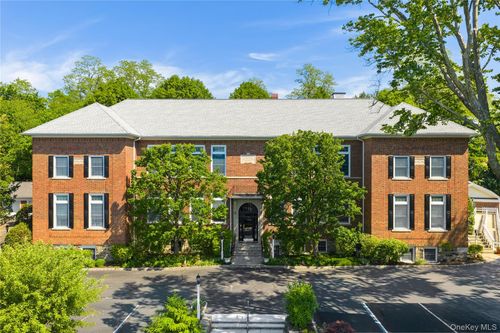 2j-20 Whippoorwill Rd E, North Castle, NY, 10504-1458 | Card Image