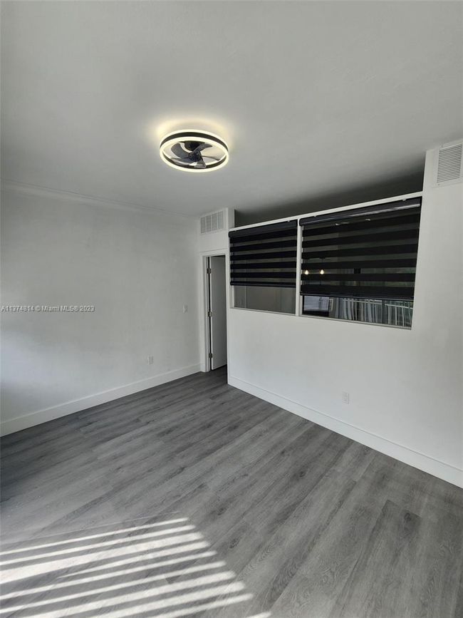 205 - 2101 Normandy Dr, Condo with 1 bedrooms, 1 bathrooms and null parking in Miami Beach FL | Image 21