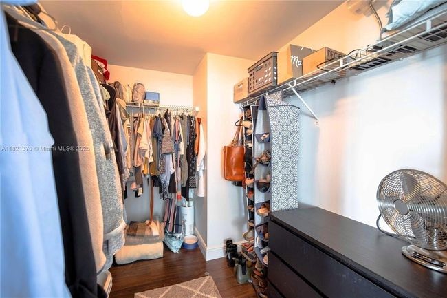 APT-2201 - 1250 S Miami Ave, Condo with 2 bedrooms, 2 bathrooms and null parking in Miami FL | Image 17