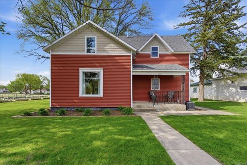 108 6th Ave Sw, Waverly, IA, 50677-3336 | Card Image