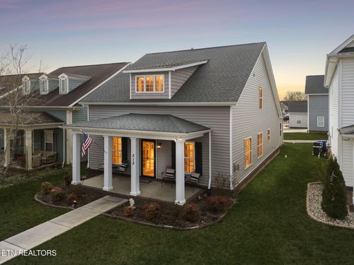 515 Broadberry Ave, Oak Ridge, TN, 37830-3022 | Card Image