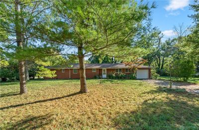 640 W Limestone Street, House other with 3 bedrooms, 2 bathrooms and null parking in Yellow Springs Vlg OH | Image 1