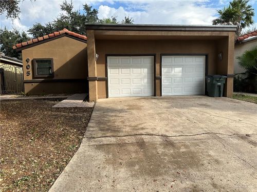 905 Colorado Ct, Mission, TX, 78572-7401 | Card Image