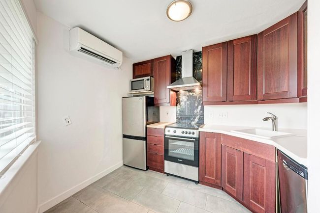 APT-102 - 1840 Burton Dr, Condo with 1 bedrooms, 1 bathrooms and 2 parking in Austin TX | Image 7
