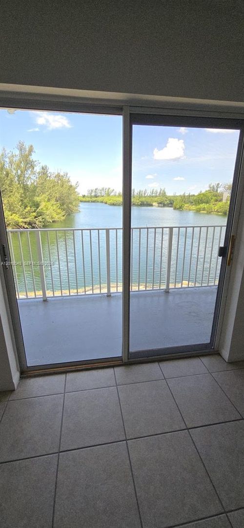 214-8240 Sw 210th St, Cutler Bay, FL, 33189-3492 | Card Image