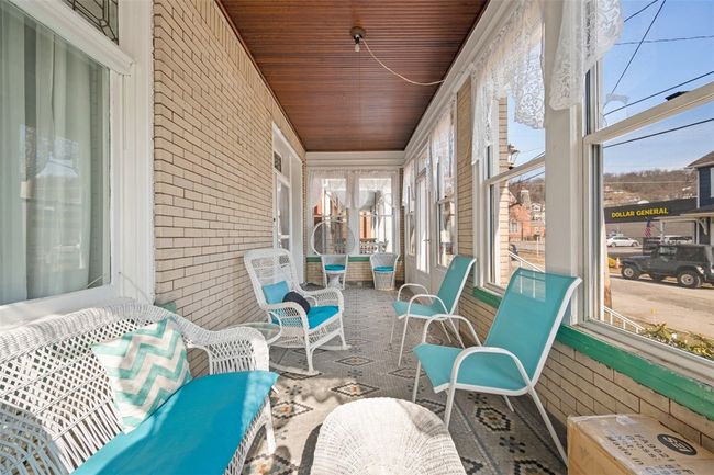 205 4 Th St, House other with 4 bedrooms, 2 bathrooms and null parking in Freeport PA | Image 5