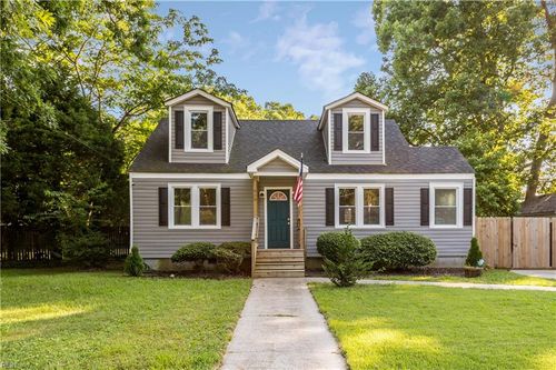 909 Newell Ave, Norfolk, VA, 23518-2705 | Card Image
