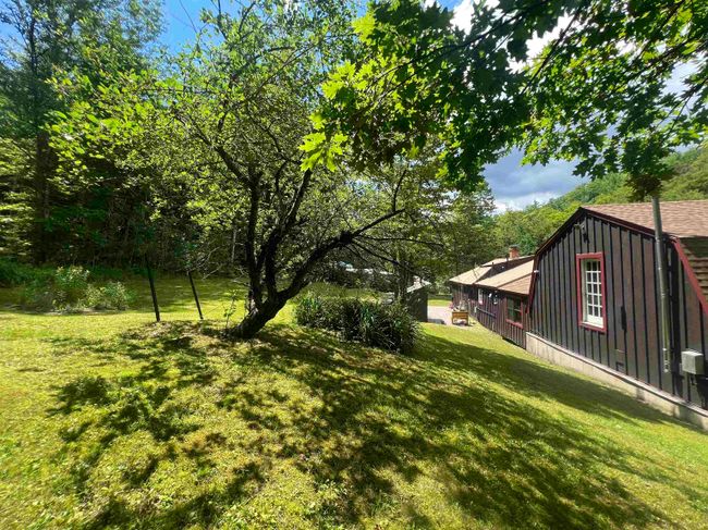 3483 Popple Dungeon Rd, House other with 2 bedrooms, 2 bathrooms and null parking in Chester VT | Image 22
