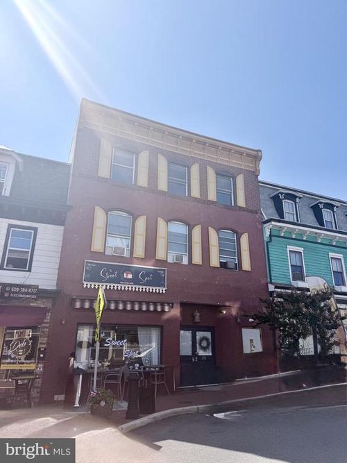 40 High St, MOUNT HOLLY, NJ, 08060-1750 | Card Image