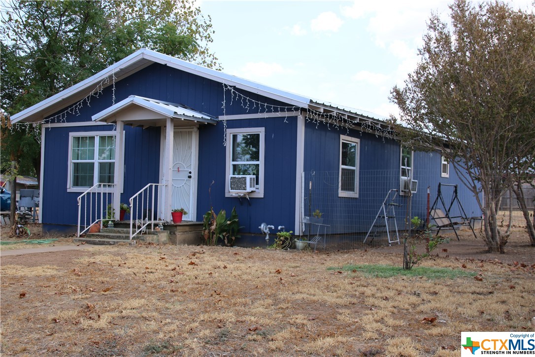 Luce St, Llano, TX 78643