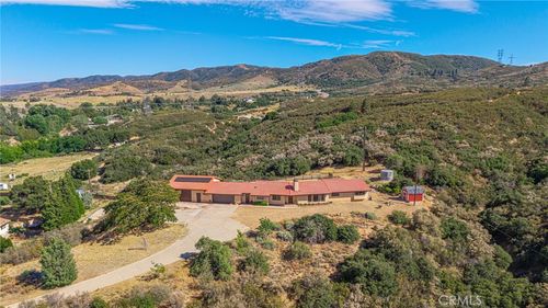 14320 Kiptree Dr, Lake Hughes, CA, 93532 | Card Image
