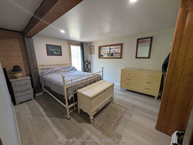 1408 Pearcely Rd, House other with 2 bedrooms, 1 bathrooms and 10 parking in Sundridge ON | Image 11