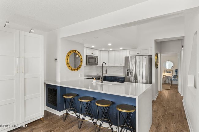 310-TAR-LANDING-VILLAS - 2106 E Fort Macon Rd, Condo with 3 bedrooms, 3 bathrooms and null parking in Atlantic Beach NC | Image 4