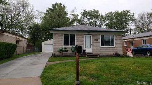 22412 Milner Street, St Clair Shores, MI, 48081 | Card Image