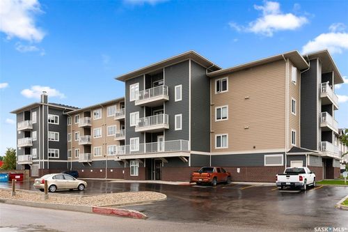 211-4501 Child Ave, Regina, SK, S4X0L7 | Card Image