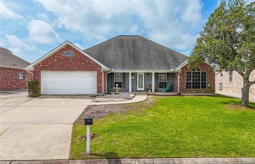 426 Moonraker Dr, Slidell, LA, 70458-5527 | Card Image