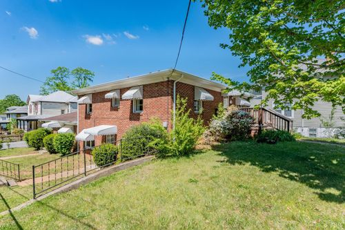 3209 Memorial Ave, Lynchburg, VA, 24501-6211 | Card Image