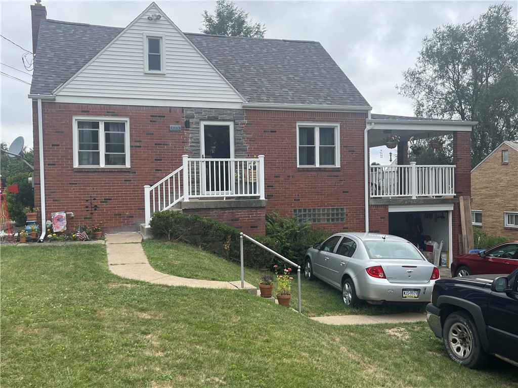 Hilldale Dr, Pittsburgh, PA 15236