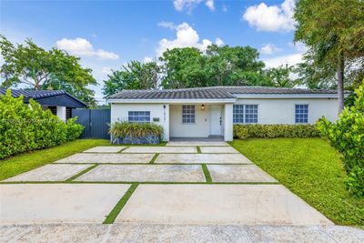 18341 Ne 20th Ct, House other with 3 bedrooms, 1 bathrooms and null parking in North Miami Beach FL | Image 1