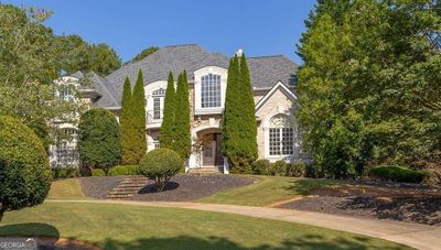 723 Golf Vista Court, House other with 6 bedrooms, 5 bathrooms and null parking in Alpharetta GA | Image 2