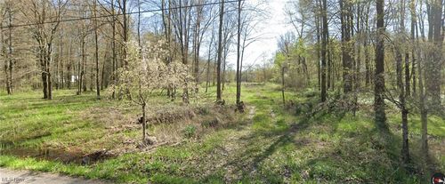 9080 Park Ave, North Bloomfield, OH, 44450-9793 | Card Image