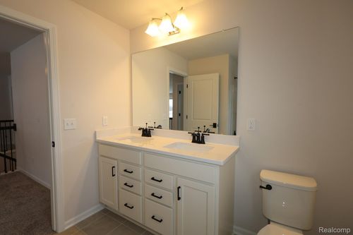 12033 Moore Ln, Washington Township, MI, 48094-3192 | Card Image