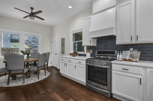 109 E Mithoff St, Columbus, OH, 43206-3543 | Card Image