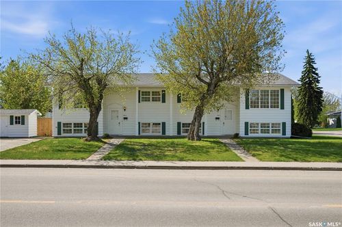 1901 William Ave, Saskatoon, SK, S7J1A1 | Card Image