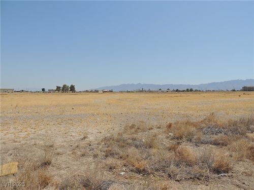 1981 E Ironhorse Street, Pahrump, NV, 89048 | Card Image