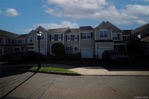 704-10 Bainbridge Pl, Newburgh, NY, 12550-7431 | Card Image