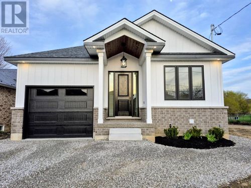 main-115 Chesley Street, Hamilton (Gourley), ON, L9C3V9 | Card Image