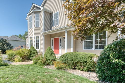 133 Shelley Ln, Glastonbury, CT, 06033-1113 | Card Image