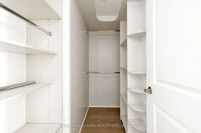 401 - 1 Rainsford Rd, Condo with 3 bedrooms, 3 bathrooms and 2 parking in Toronto ON | Image 28