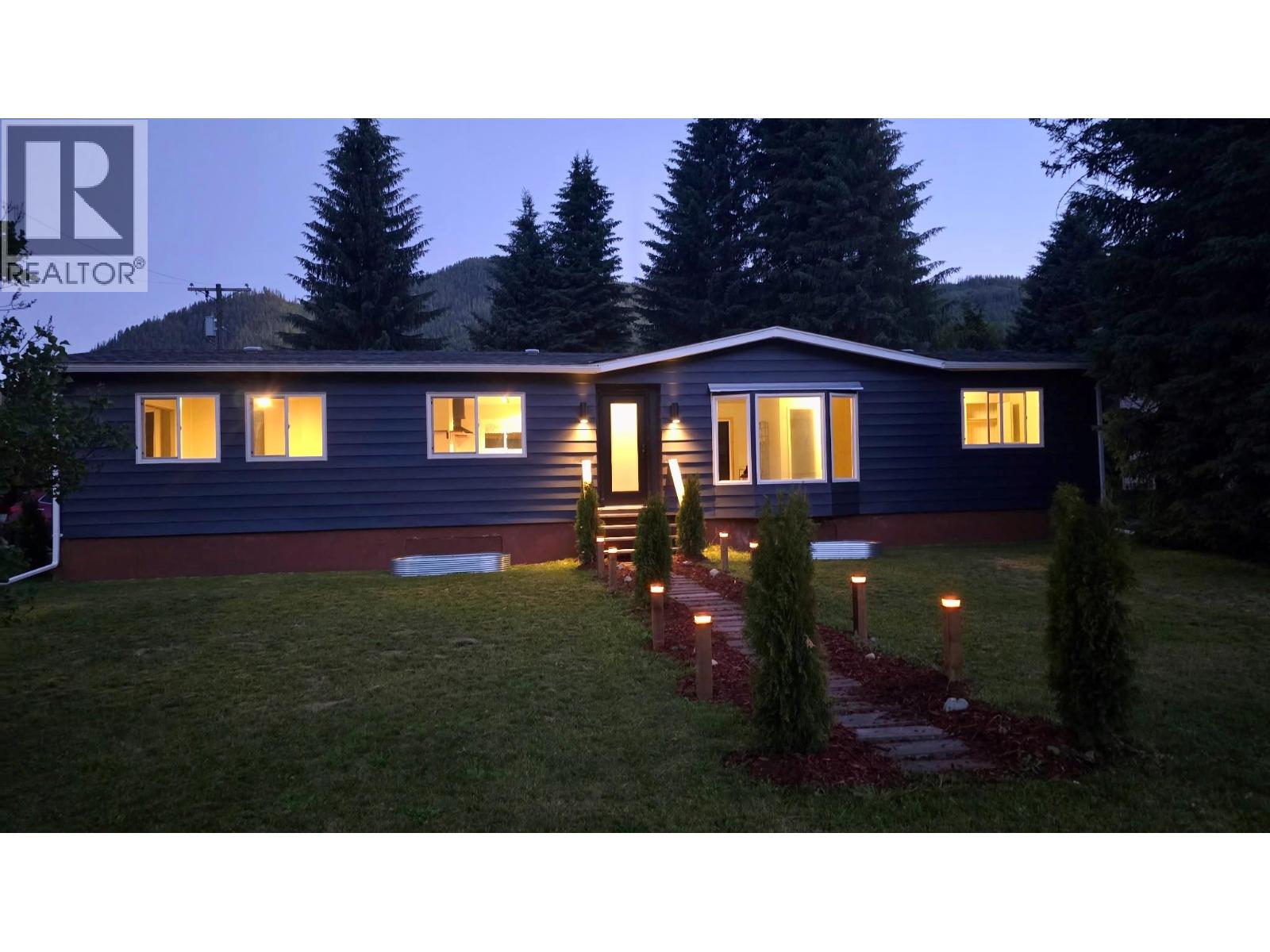 Residential in Salmo 2