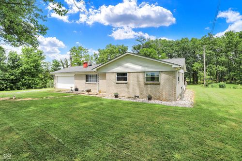 4126 E Us Highway 52, Rushville, IN, 46173-7928 | Card Image