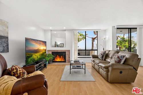 105-1312 S Saltair Avenue, Los Angeles, CA, 90025 | Card Image