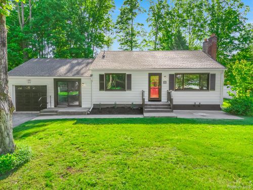 84 Sleight Plass Road, Lagrange, NY, 12603 | Card Image