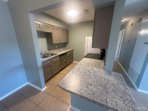 apt-8-2300 W Michigan Ave, Pensacola, FL, 32526-2374 | Card Image