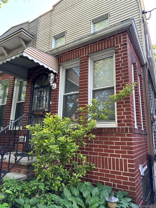 68-20 65th Street, New York, NY, 11385 | Card Image