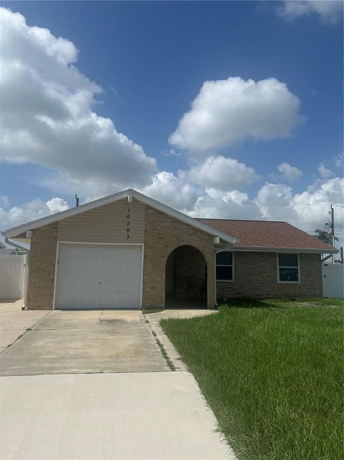 10303 123rd Ave, Largo, FL, 33773-1937 | Card Image