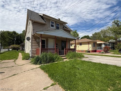 3834 Bosworth Rd, Cleveland, OH, 44111-5317 | Card Image
