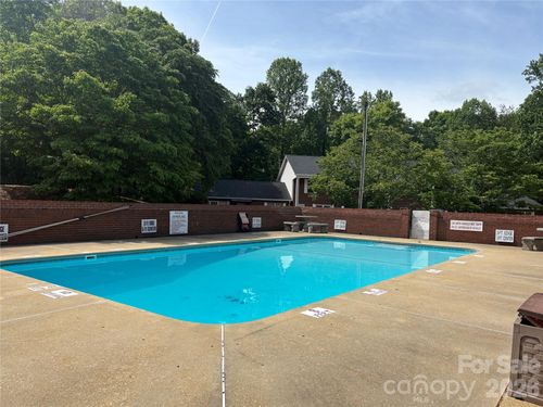 21-97-75 Laurelwood Dr, Marion, NC, 28752-3159 | Card Image