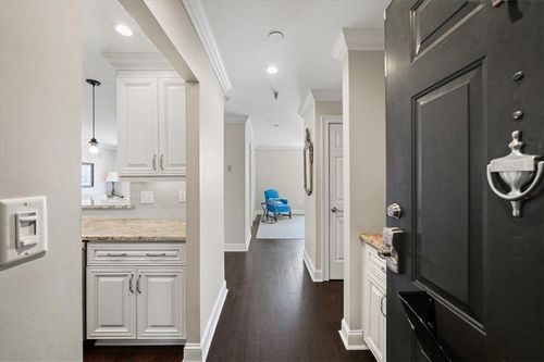 unit-b810-300 Johnson Ferry Rd Ne, Atlanta, GA, 30328-4189 | Card Image