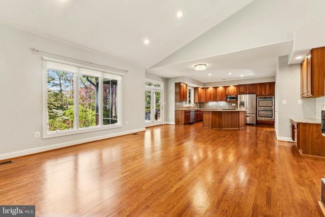 8092 Crooked Oaks Ct, House other with 3 bedrooms, 3 bathrooms and null parking in GAINESVILLE VA | Image 35